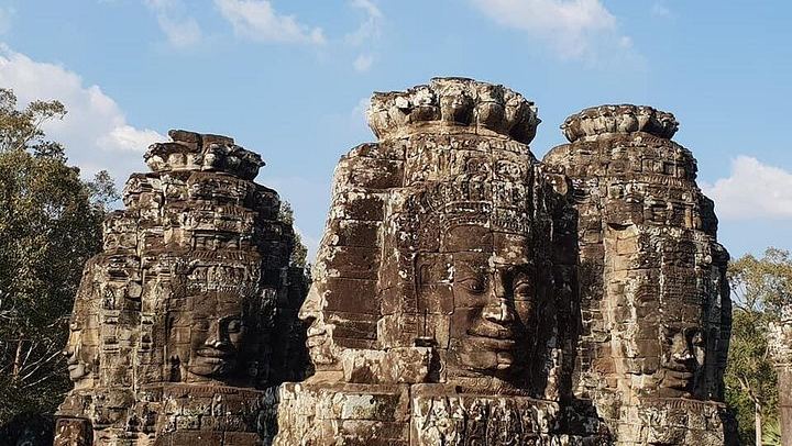 Private 2-Day Angkor Wat, Ta Prohm, Angkor Thom and Kulen Mountain Tour with Guide (3/12)