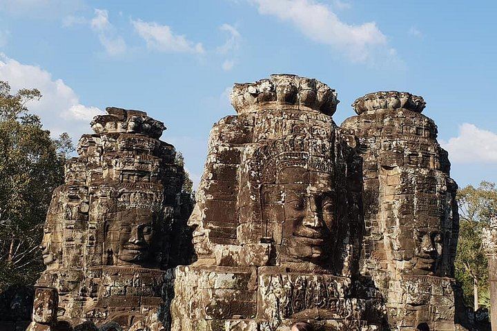 Private 2-Day Angkor Wat, Ta Prohm, Angkor Thom and Kulen Mountain Tour with Guide (3/12)