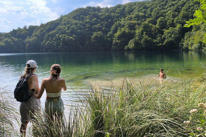 Private Rastoke and Plitvice Lakes Tour from Zagreb with Hotel Pickup (10/12)