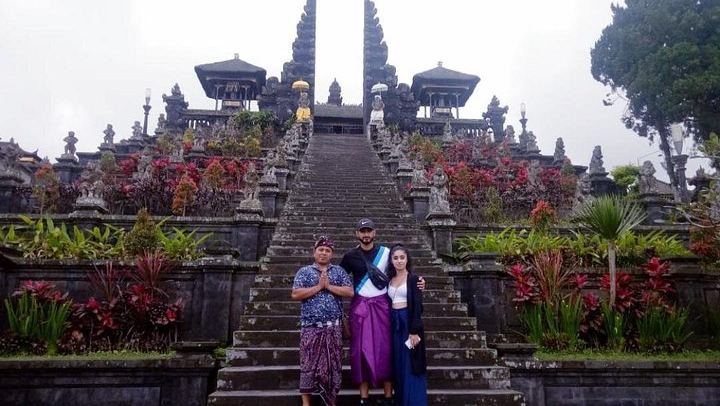 East Bali Private Day Tour: Tukad Cepung, Besakih, Tirta Gangga, Lempuyang (3/12)