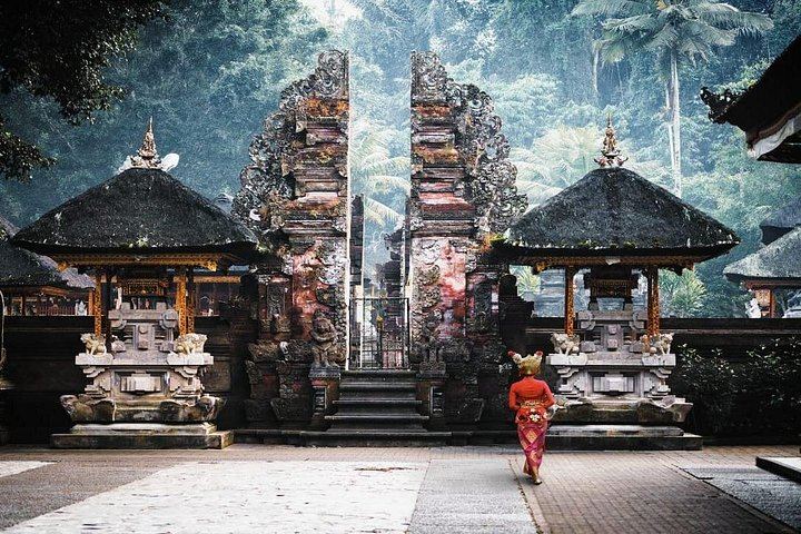 Private Ubud Day: Kanto Lampo, Tibumana, Tirta Empul Melukat and Tegalalang Terraces (5/9)