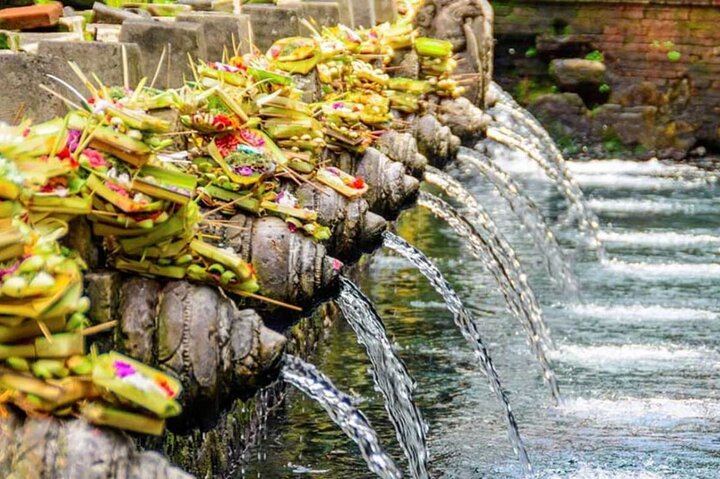 Private Ubud Day: Kanto Lampo, Tibumana, Tirta Empul Melukat and Tegalalang Terraces (2/9)