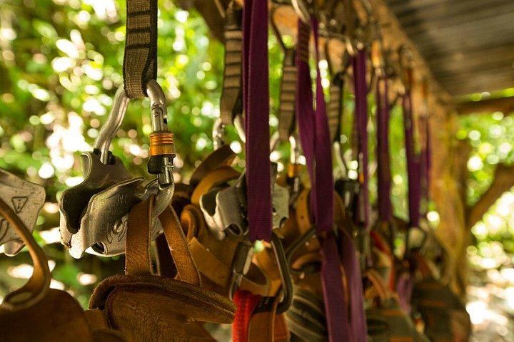 Horseback, 180-Foot El Encanto Rappel and Zipline Day at Ocean Ranch Park, Jaco (7/12)