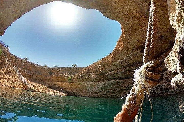 Private 7-Hour Wadi Shab Adventure from Muscat via Bimmah Sinkhole and Fins Beach (8/12)