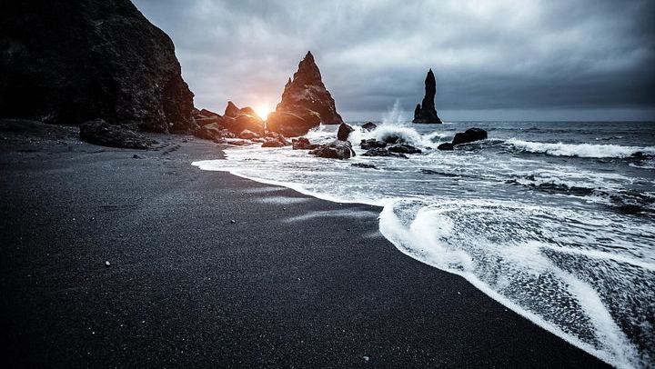 Private South Coast Tour with Seljalandsfoss, Skogafoss and Solheimajokull Glacier (3/10)