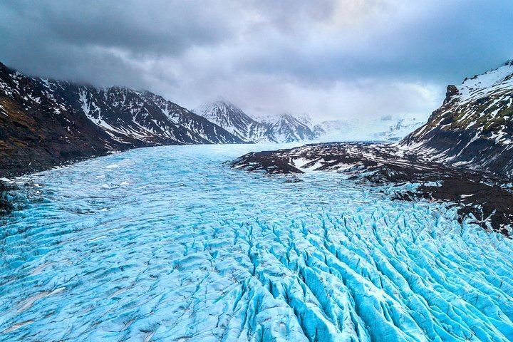 Private South Coast Tour with Seljalandsfoss, Skogafoss and Solheimajokull Glacier (1/10)