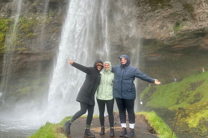 Private South Coast Tour with Seljalandsfoss, Skogafoss and Solheimajokull Glacier (9/10)