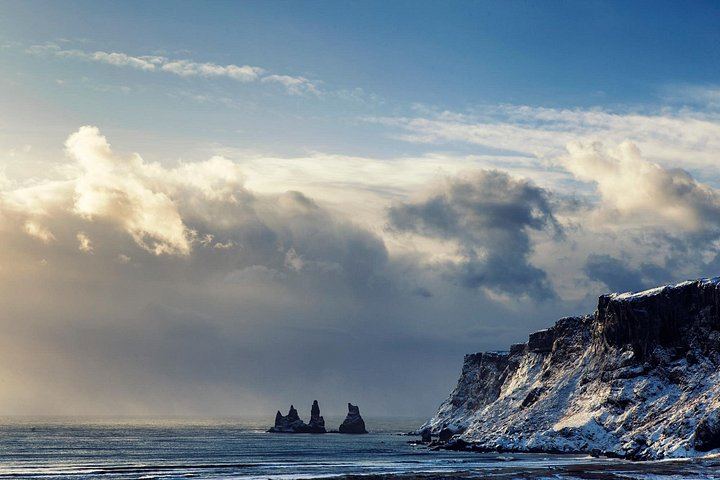 Winter South Coast Day Tour with Gljufrabui, Reynisfjara and Glacier Touch (2/8)