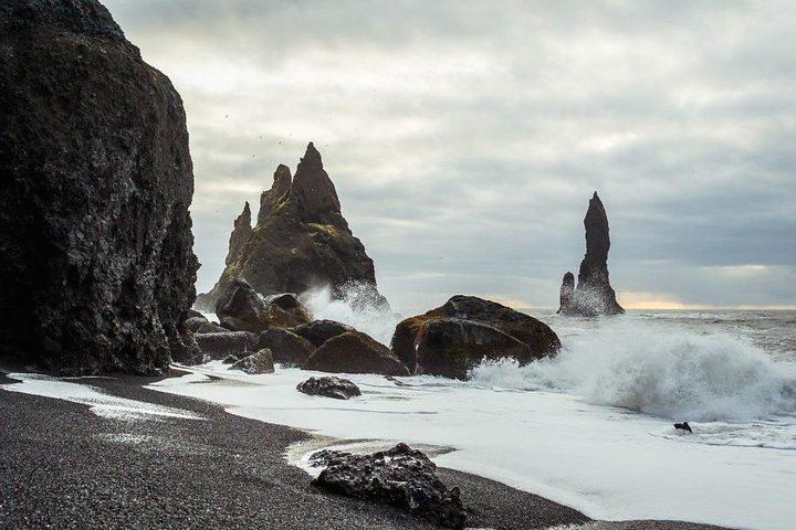 South Shore Adventure: Reynisdrangar Sea Stacks, Skogafoss and Seljalandsfoss (1/12)