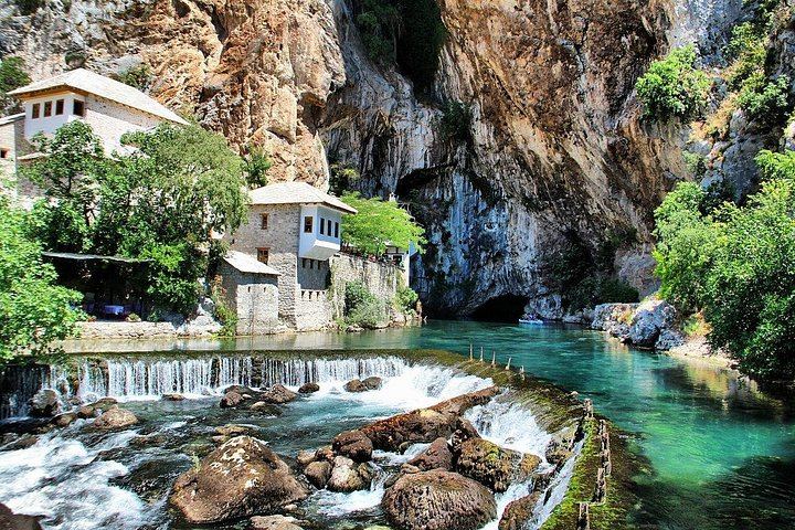 One-Way Sarajevo to Dubrovnik Tour with Konjic, Mostar, Blagaj, Počitelj and Kravica (5/7)