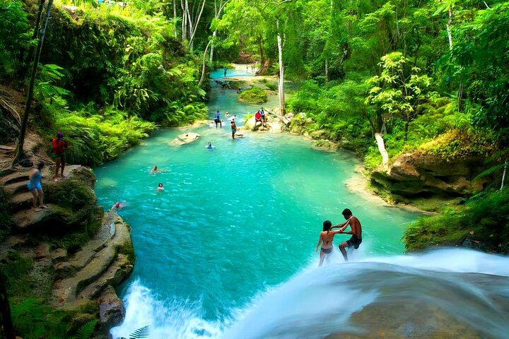 Ocho Rios Blue Hole and Dunn's River Falls Tour with Rum Punch and Optional Lunch Stop (1/12)