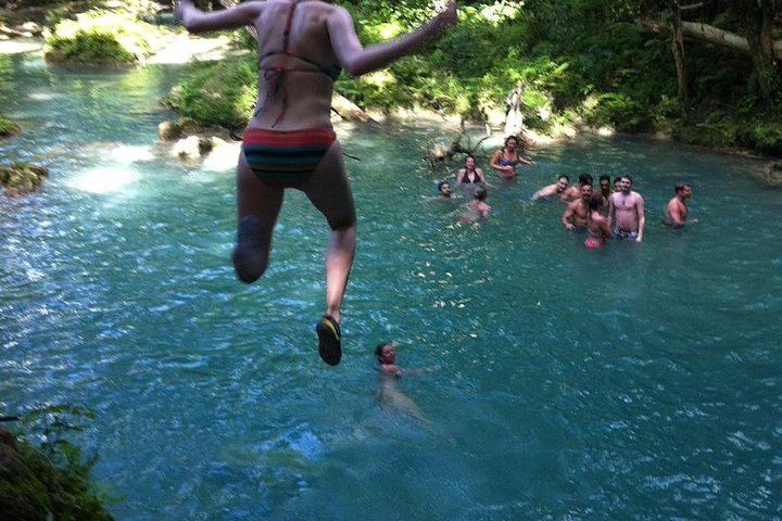 Blue Hole Waterfalls, White River Tubing and Fern Gully Drive from Ocho Rios (4/12)