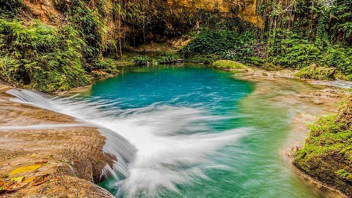 Ocho Rios Area Blue Hole and Dunn's River Falls Tour with Pickup and All Fees and Taxes (4/6)