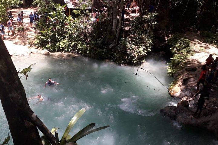 Ocho Rios Blue Hole and Dunn's River Falls Tour with All Admission Fees Included, 4 Hours (4/5)