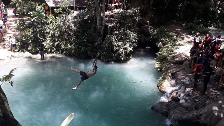 Ocho Rios Blue Hole and Dunn's River Falls Tour with All Admission Fees Included, 4 Hours (3/5)