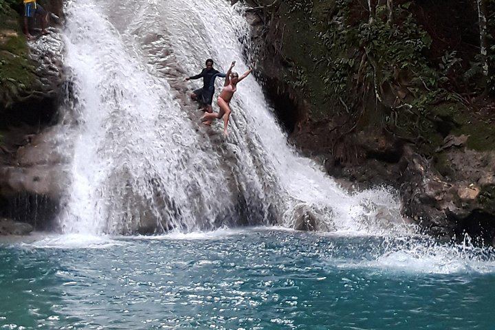 Blue Hole Hike, Cave and Rope Swing Tour from Ocho Rios by Dr Fun Fun Tours (2/11)