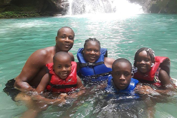 Blue Hole Hike, Cave and Rope Swing Tour from Ocho Rios by Dr Fun Fun Tours (7/11)