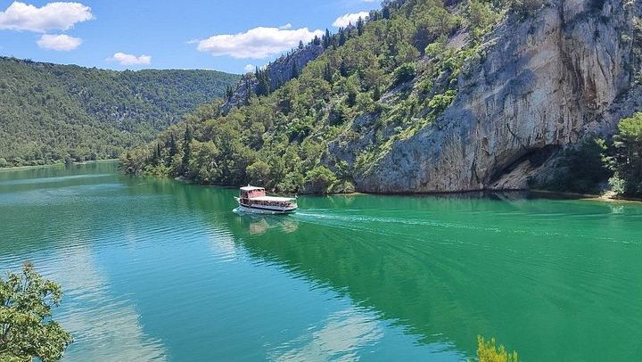 Private Krka Waterfalls and Sibenik Old Town Tour with Skradin Boat Ride (2/12)