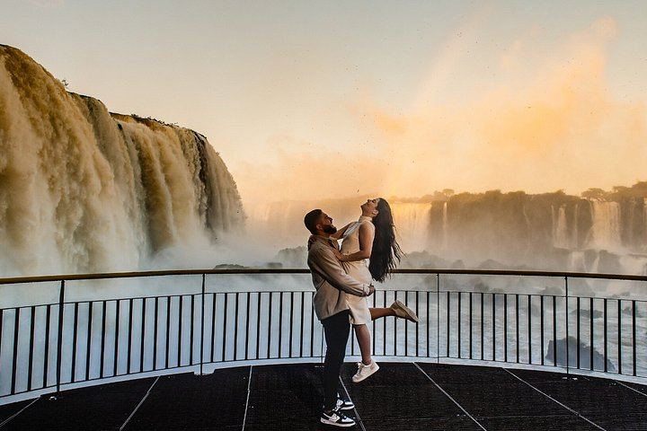 Iguazu Falls Private Full-Day, Brazil and Argentina, Border Logistics and Macuco Option (8/12)