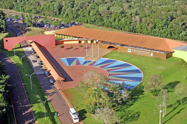 Brazilian Falls Package with Bird Park, Macuco Safari and Porto Canoas Lunch (6/9)