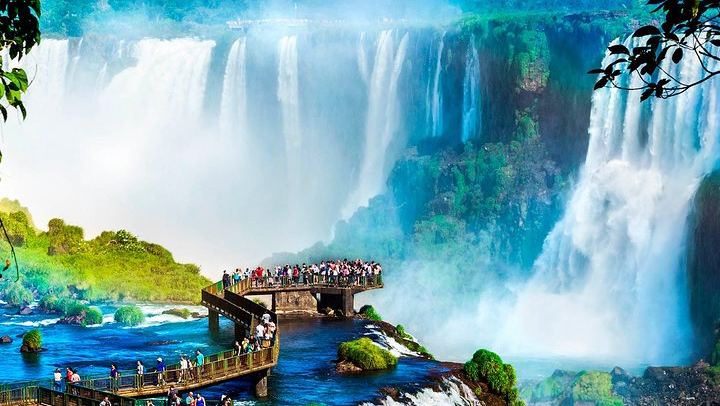 Iguassu Falls Brazilian Side with Park Ticket and Hotel Transfer, Foz do Iguacu (2/5)