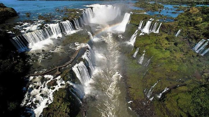 Iguassu Falls Brazilian Side with Park Ticket and Hotel Transfer, Foz do Iguacu (1/5)