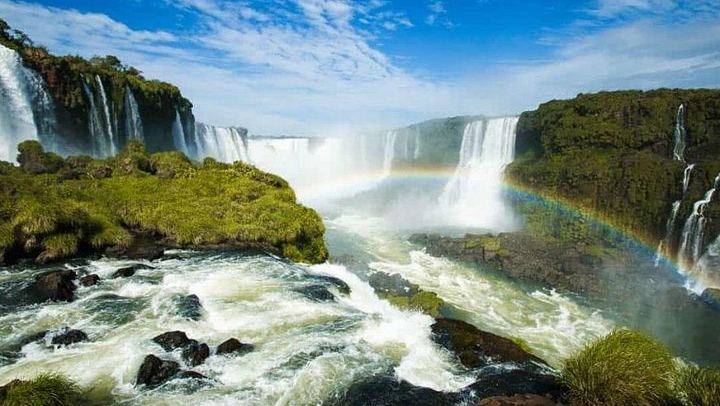 Brazilian Falls Package with Bird Park, Macuco Safari and Porto Canoas Lunch (2/9)