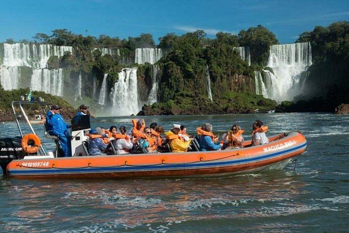 Brazilian Side of Iguassu Falls and Macuco Safari Boat Ride with Tickets, Foz do Iguacu (12/12)