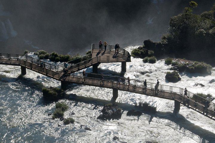 Brazilian Side of Iguassu Falls and Macuco Safari Boat Ride with Tickets, Foz do Iguacu (4/12)