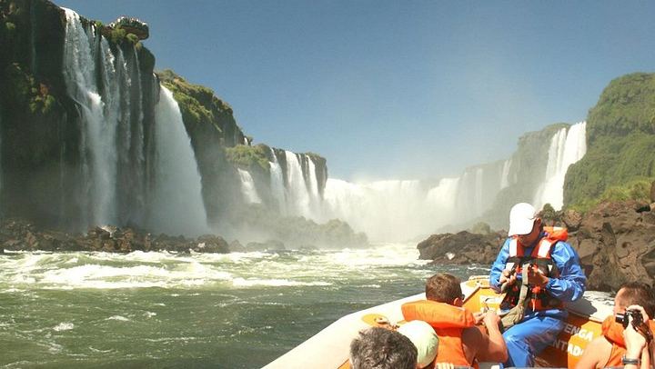 Brazilian Side of Iguassu Falls and Macuco Safari Boat Ride with Tickets, Foz do Iguacu (1/12)