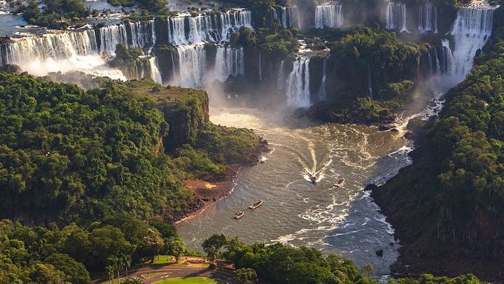 Brazilian Side of Iguassu Falls and Macuco Safari Boat Ride with Tickets, Foz do Iguacu (2/12)