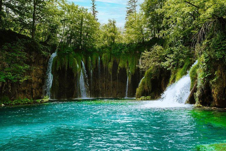 Plitvice Lakes and Rastoke Semi-Private Trip from Zagreb in English or Spanish (10/12)