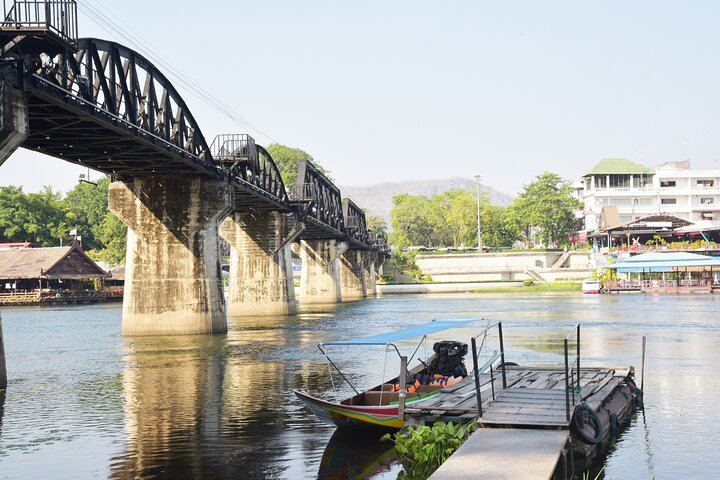 Private Day Trip from Bangkok: Kanchanaburi War Cemetery, Kwai Bridge and Erawan (3/10)