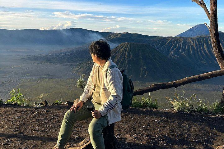 Three-Day Private Tumpak Sewu, Bromo Jeep and Ijen Crater Tour with Goa Tetes (9/11)