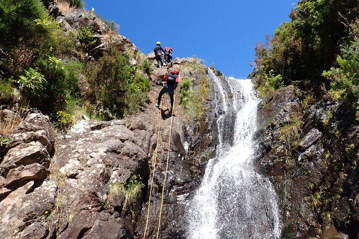 Level 1 Beginner Canyoning in Ribeira das Cales: Six Waterfalls and a 15 m Abseil (2/12)