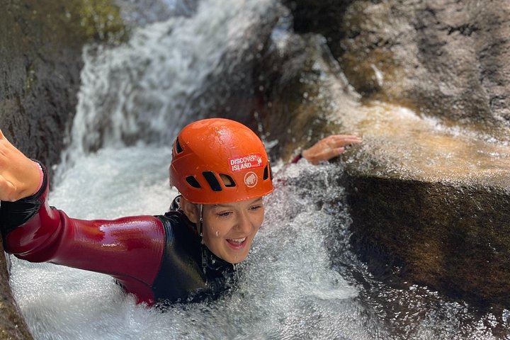 Level 2 Canyoning in Ribeiro do Cidrão: Technical Descents Through Narrow Gorges (7/12)