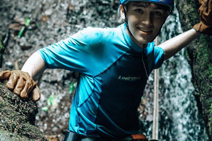 Pocosol Forest Canyoning and Waterfall Rappelling with Lunch near Arenal (4/12)