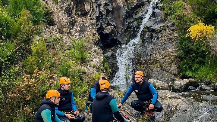 Ribeira das Cales Canyoning from Chão da Lagoa: Five Rappels, Laurissilva Hike (4/8)