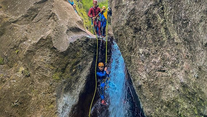 Level 2 Canyoning in Ribeira do Cidrão: Madeira Central Mountains, Pools and Rappels (2/8)