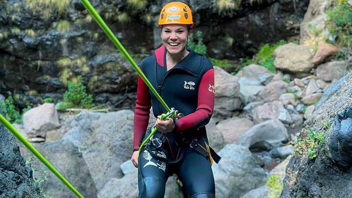 Level 2 Canyoning in Ribeira do Cidrão: Madeira Central Mountains, Pools and Rappels (4/8)