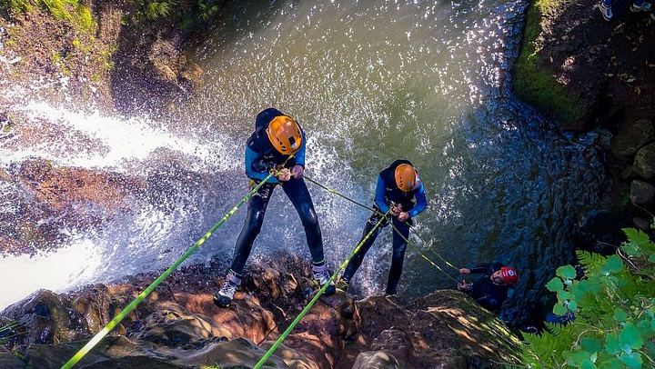 Ribeira das Cales Canyoning from Chão da Lagoa: Five Rappels, Laurissilva Hike (1/8)