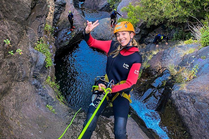 Level 2 Canyoning in Ribeira do Cidrão: Madeira Central Mountains, Pools and Rappels (1/8)
