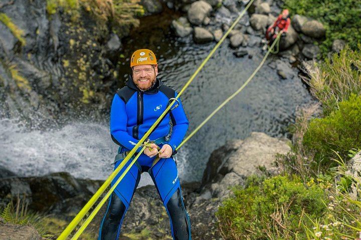 Ribeira das Cales Canyoning from Chão da Lagoa: Five Rappels, Laurissilva Hike (3/8)