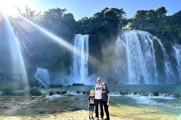 Cao Bang Day Tour by Motorbike or Car with Dia Tren Paper Village and Phong Nam (8/12)