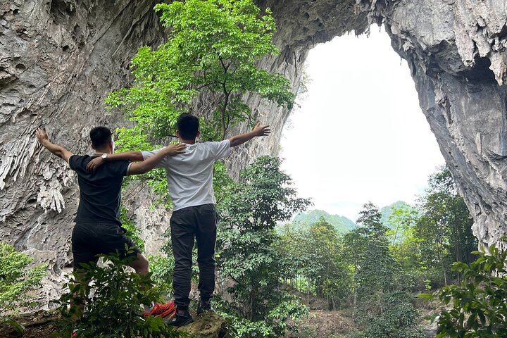 Ban Gioc Waterfall Full-Day Cao Bang Tour, Small Group by Motorbike, Local Guide (1/7)
