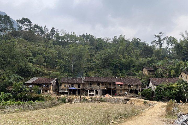 Cao Bang Easy Trekking 2 Days 1 Night ET1: Border Belt Route, Tiger Cave and Ban Gioc (8/12)