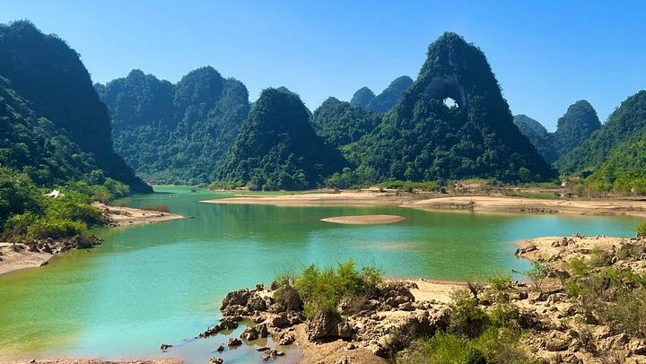 Cao Bang Loop 2-Day Easy Rider Tour: Ngoc Con Hike, Quay Son Swim, Groups of 7 to 9 (4/4)