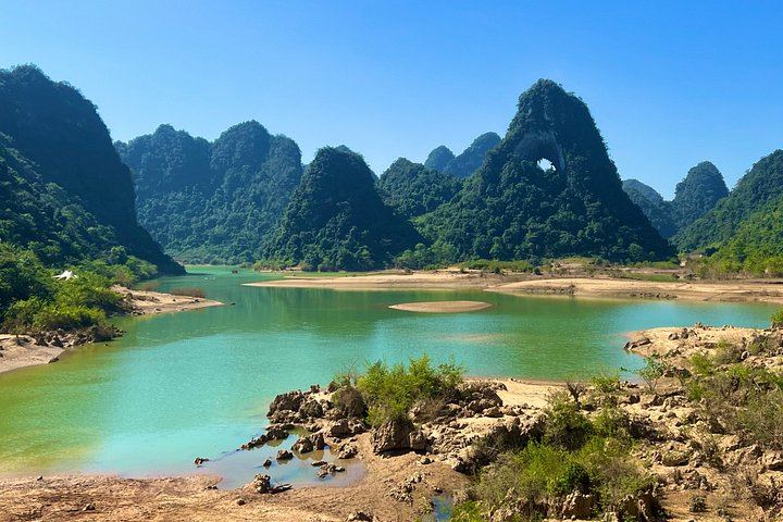 Cao Bang Loop 2-Day Easy Rider Tour: Ngoc Con Hike, Quay Son Swim, Groups of 7 to 9 (4/4)