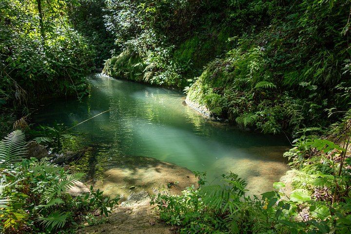Charco Azul Arenales Caves and Waterfall Adventure with Professional Photos (8/11)