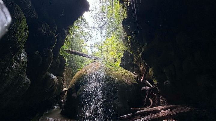 Charco Azul, Arenales Caves and Mar Chiquita Beach with Free Adult Drinks (2/12)